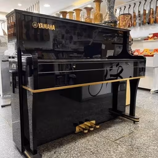 پیانو یاماها مدل p-125 طرح آکوستیک مونتاژ