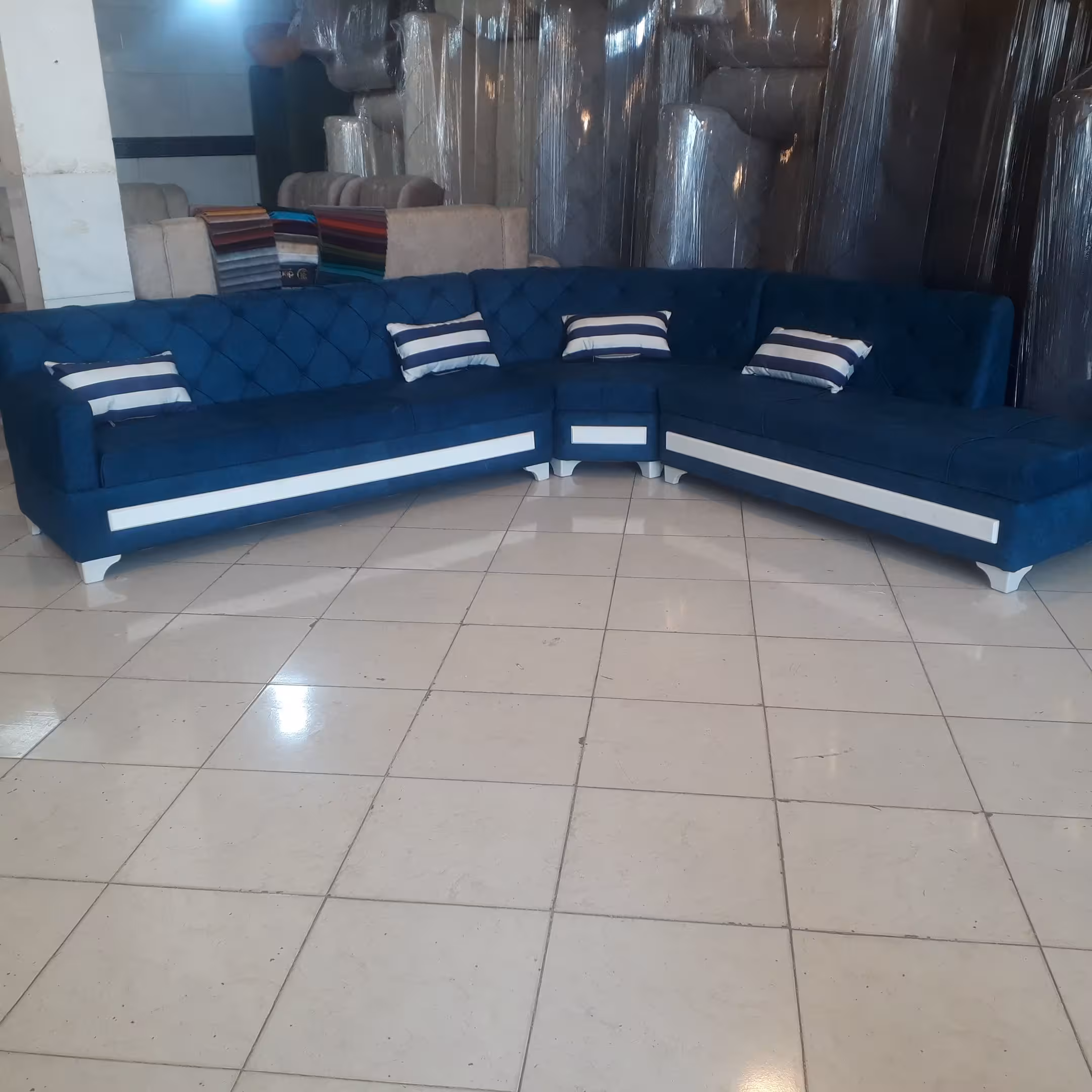 مبل اسکارلت صدف 