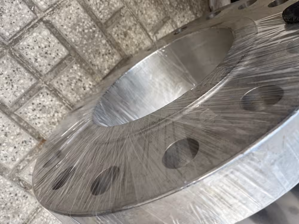 فلنج گلودار 10 اینچ استنلس استیل ریس فیس رده 20 کلاس 600  B16.5 از جنس  A SA182/F304