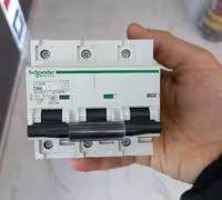 فیوز مینیاتوری 3 فاز 80آمپر خشک اشنایدر