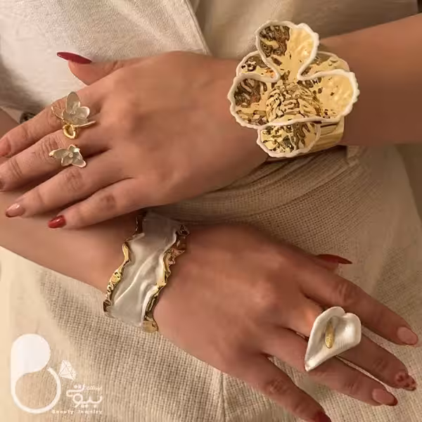 دستبند و انگشتر فشن