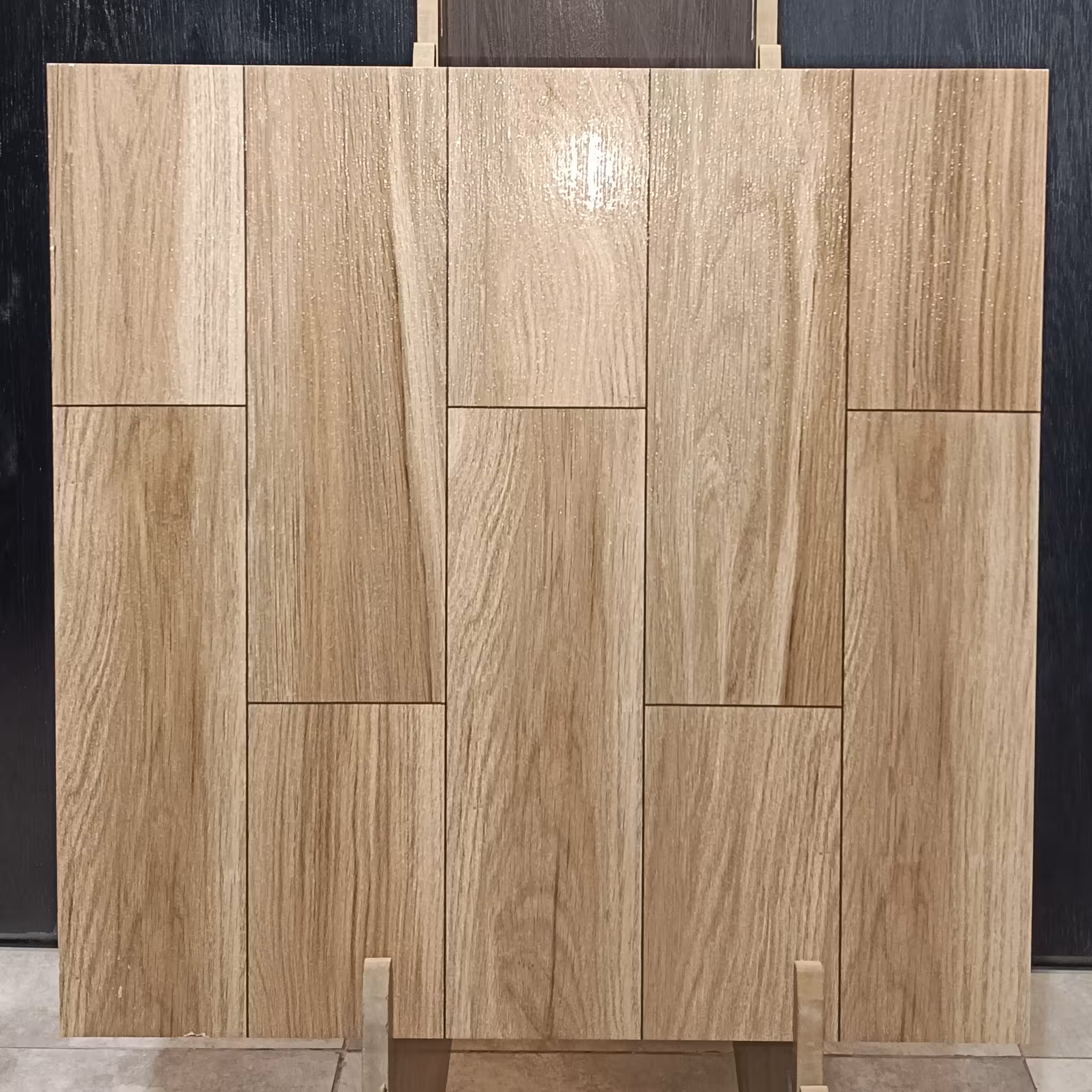 سرامیک 60 در 60 طرح پارکت مناسب کف(ارسال توسط باربری و هزینه ارسال بعهده مشتری می باشد )