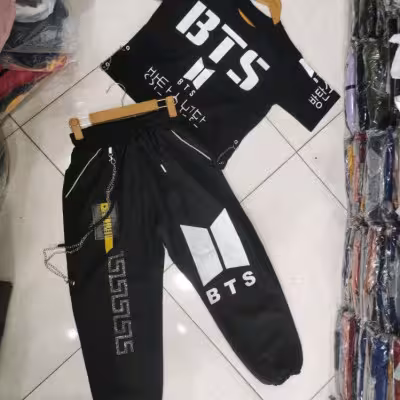 ست کراپپنبه و شلوارکتان Bts