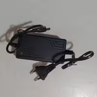 آداپتور 12 ولت 2 آمپر