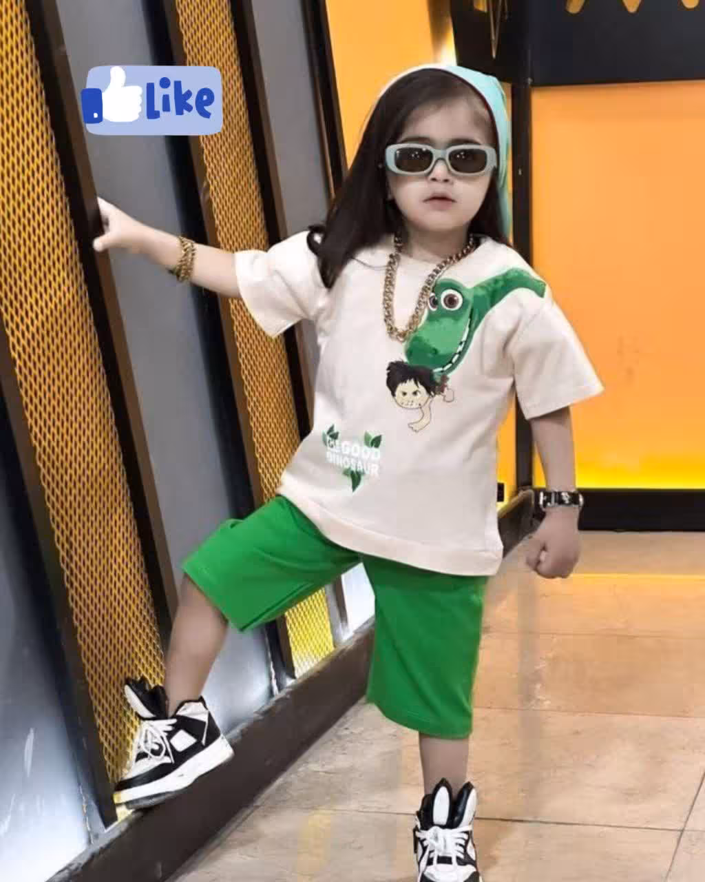 لباس بچه گانه تیشرت شلوارک دایناسور و پسر جنگل