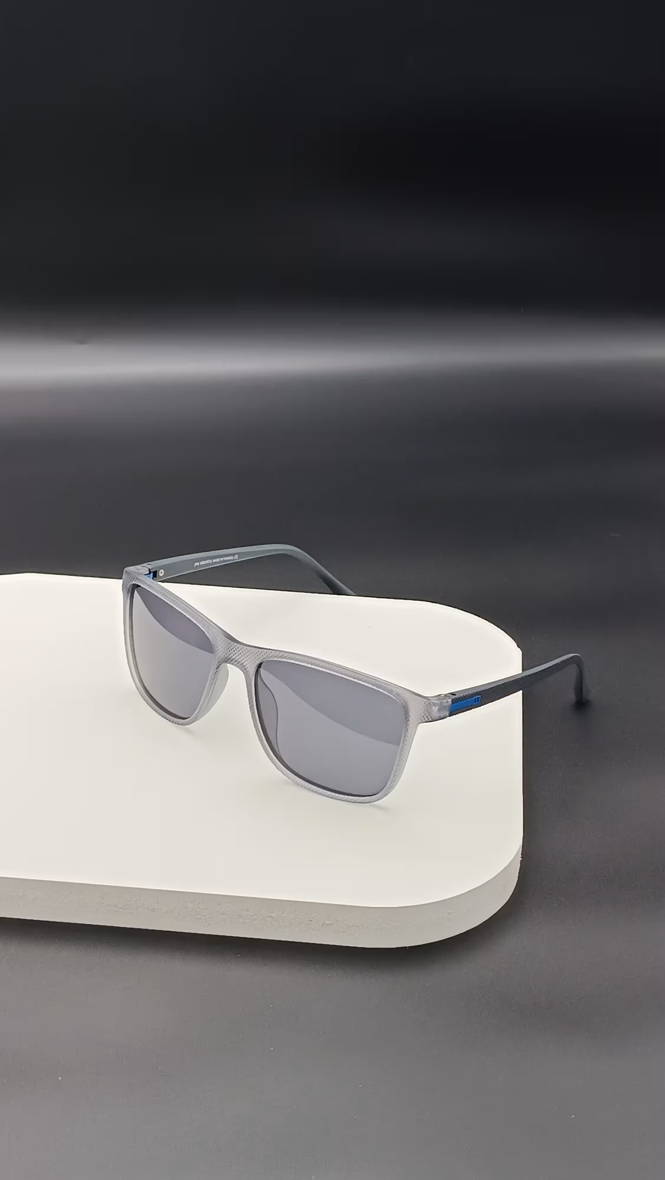 عینک آفتابی مردانه از اوگا مناسب پشت فرمون کد78013