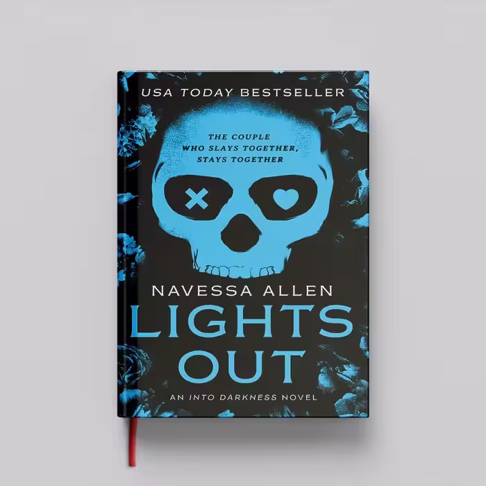 کتاب Lights Out جلد سخت (HARDCOVER)