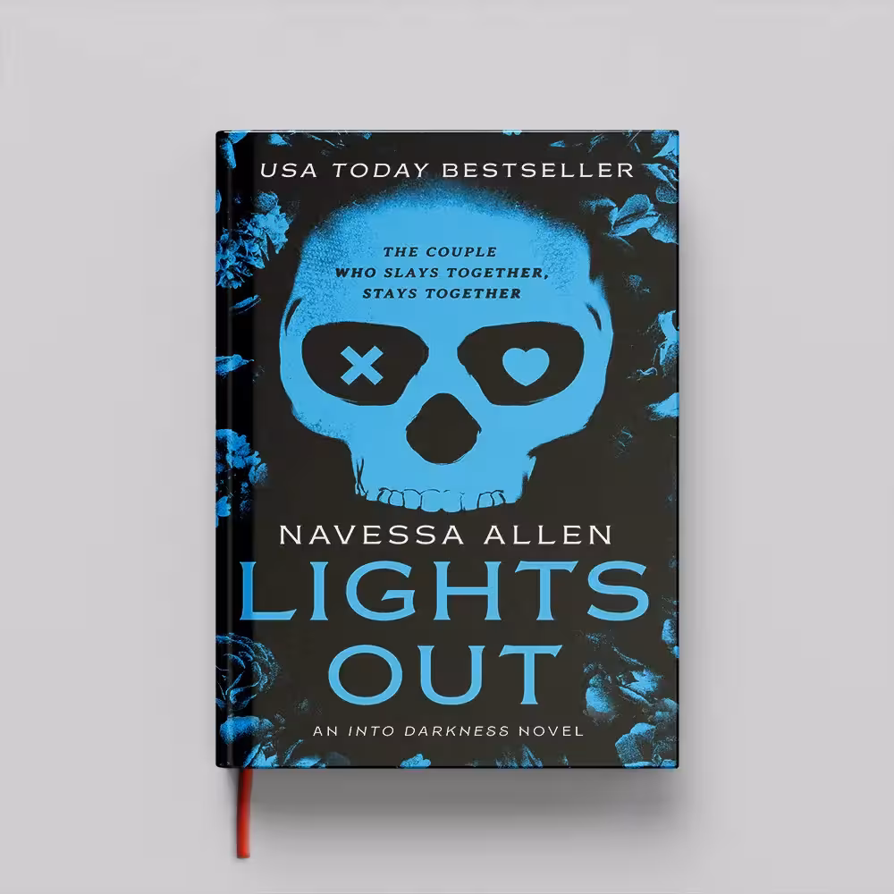 کتاب Lights Out جلد سخت (HARDCOVER)