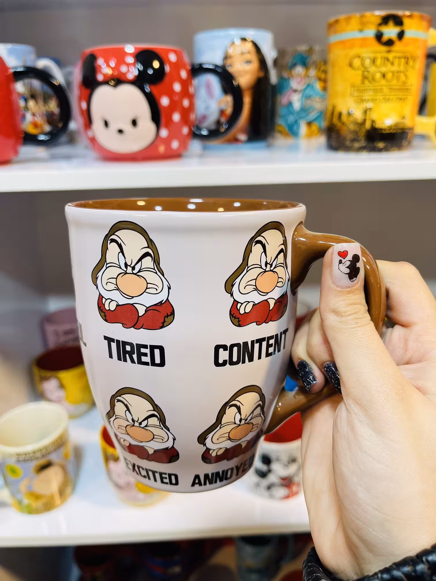 ماگ دیزنی هفت کوتوله، خسته و اخمو