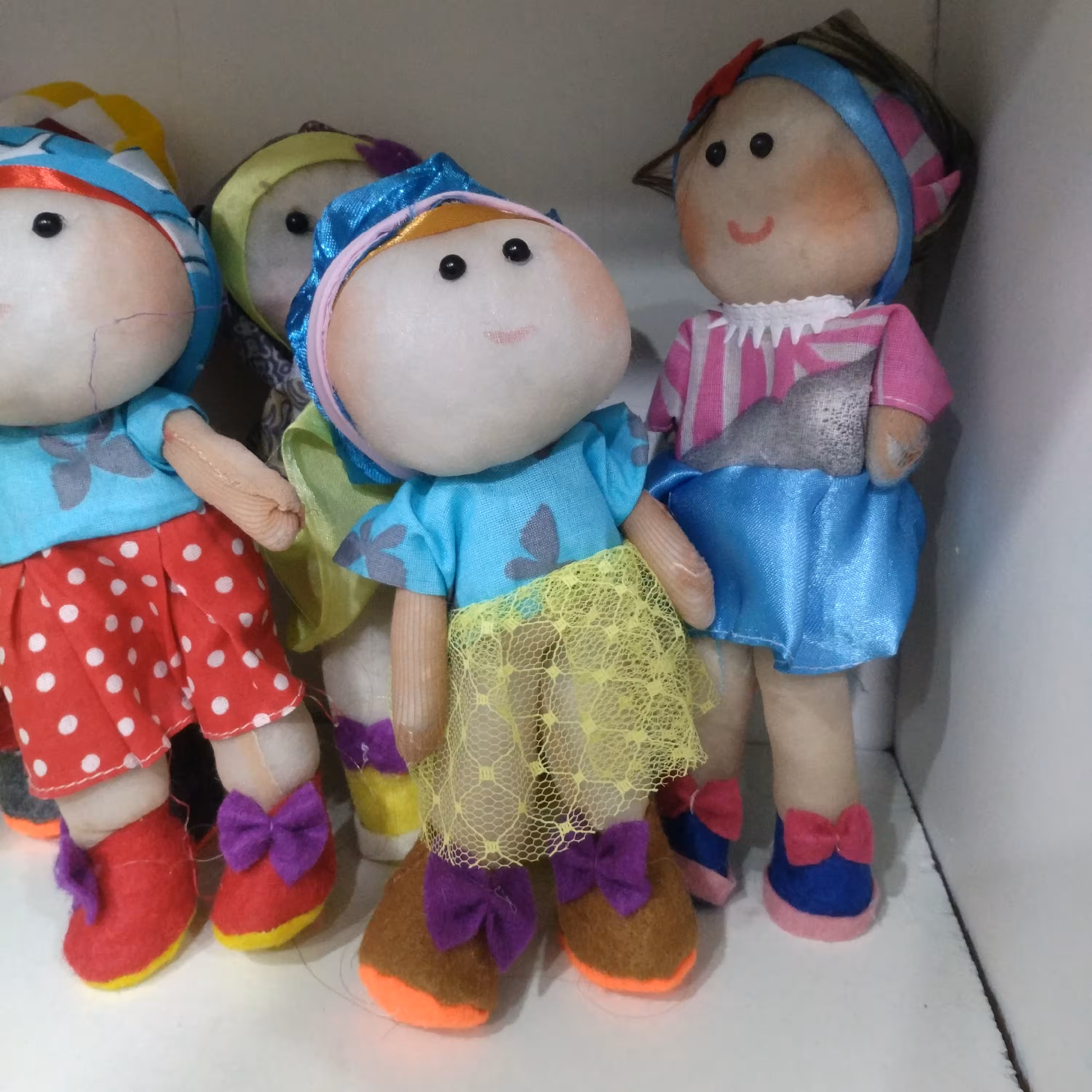 عروسک پنبه جورابی
 باکیفیت اعلا 
محکم و بادوام
 با خاصینت انعطاف پذیری