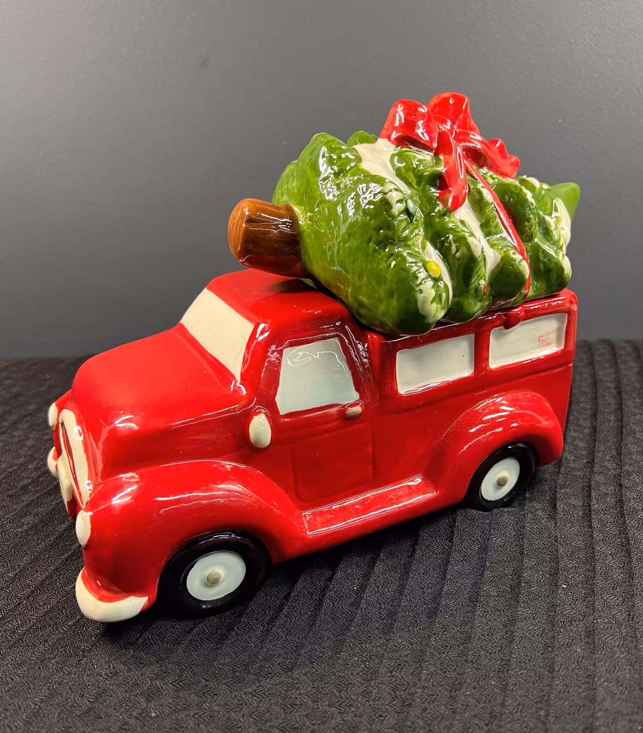 شکلات خوری درب دار ماشین کریسمس