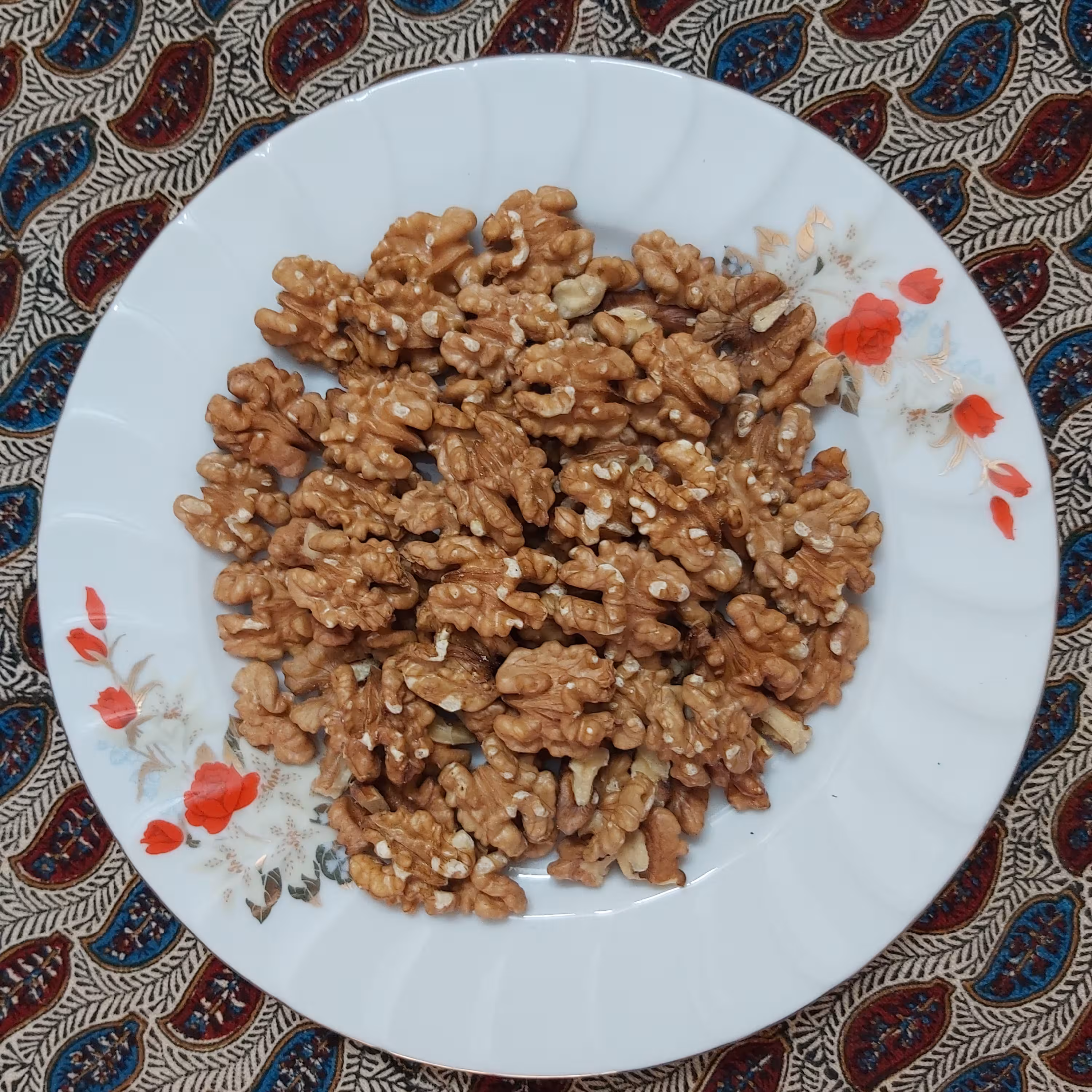 مغز گردو ممتاز نیم کیلویی