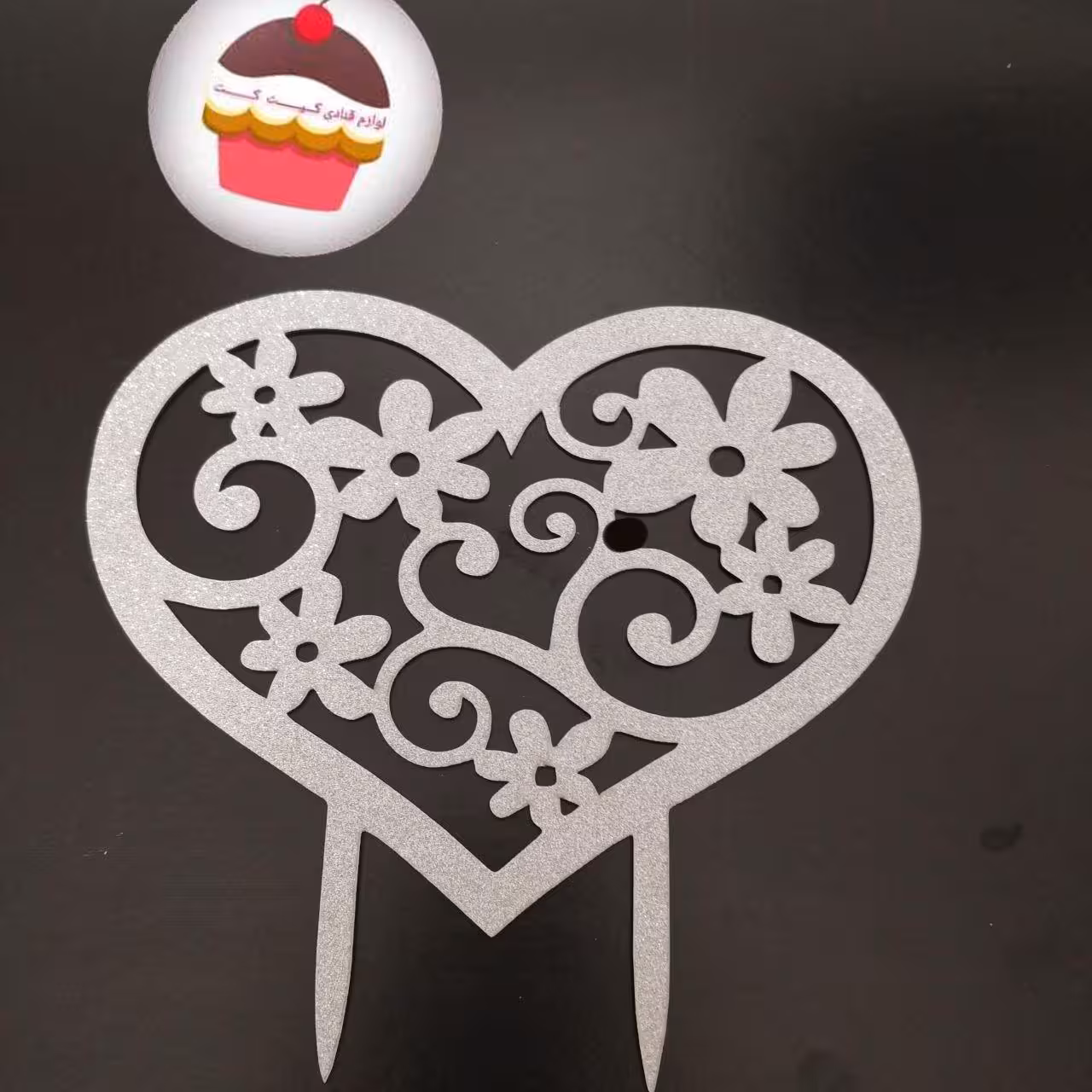 تاپر قلب و گل