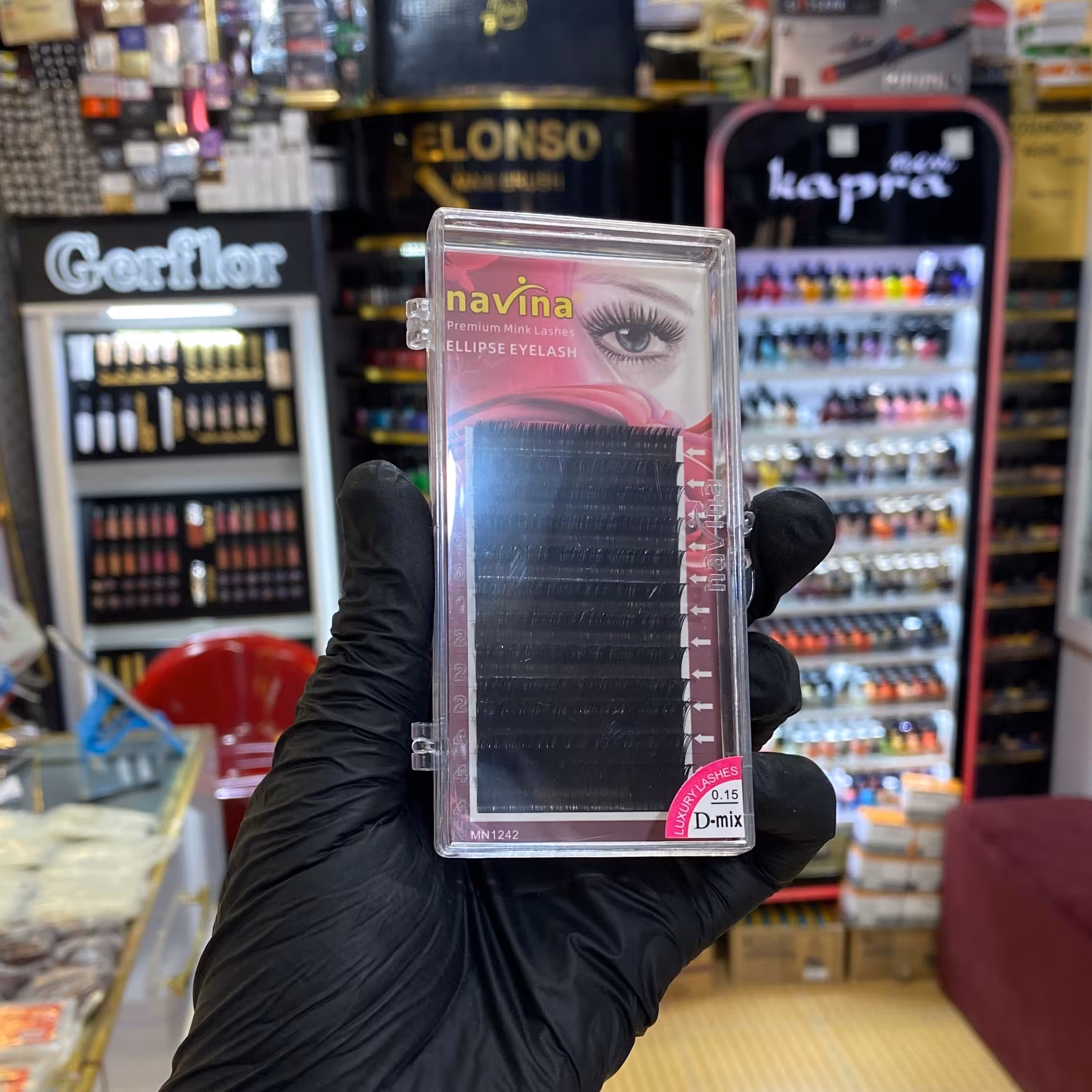 مژه اکستنشن کلاسیک ناوینا   ضخامت مژه  0.15 میکس