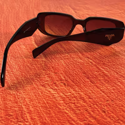 عینک آفتابی مدل 02