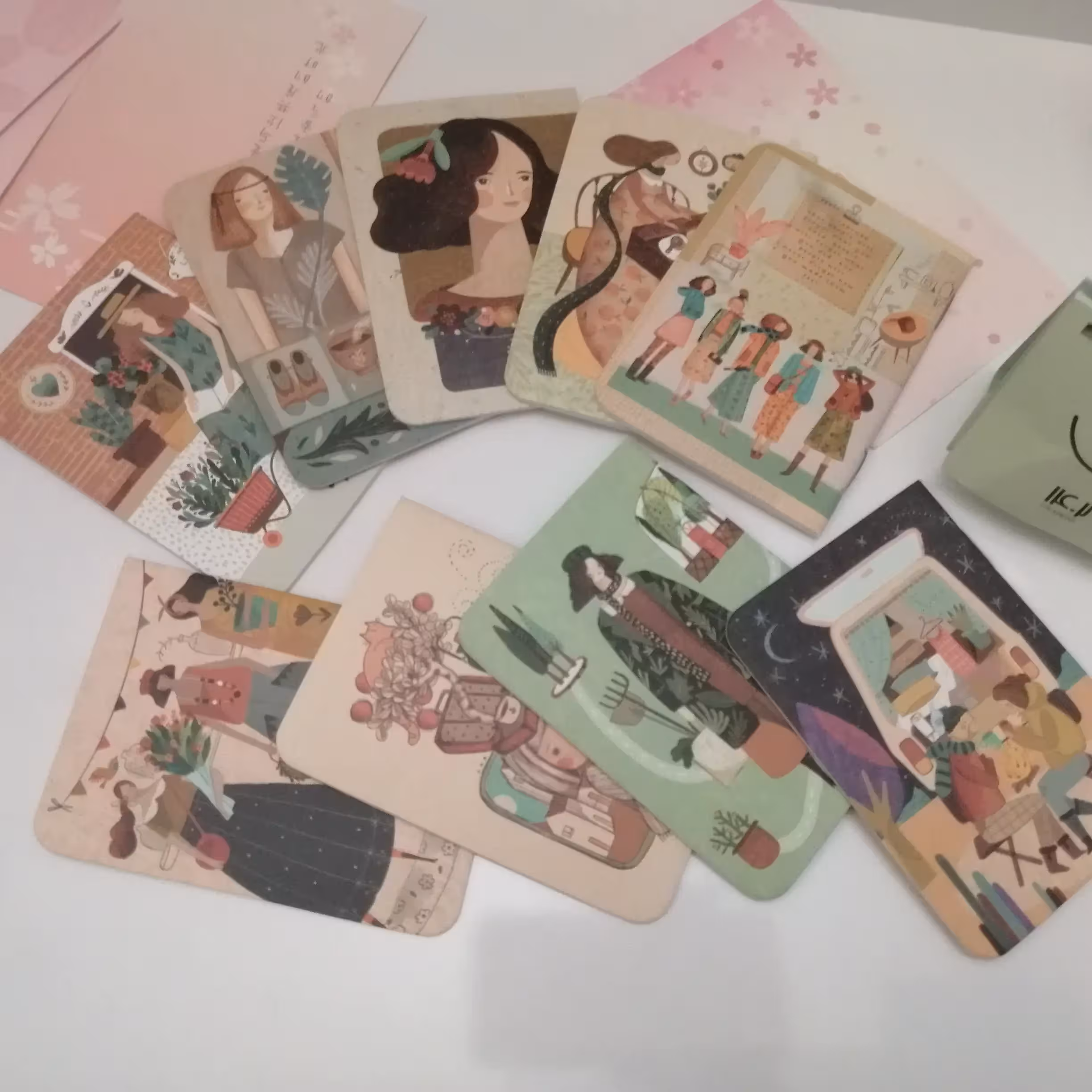 دفترچه یادداشت طرح مینیمال خط دار با ورق کرم