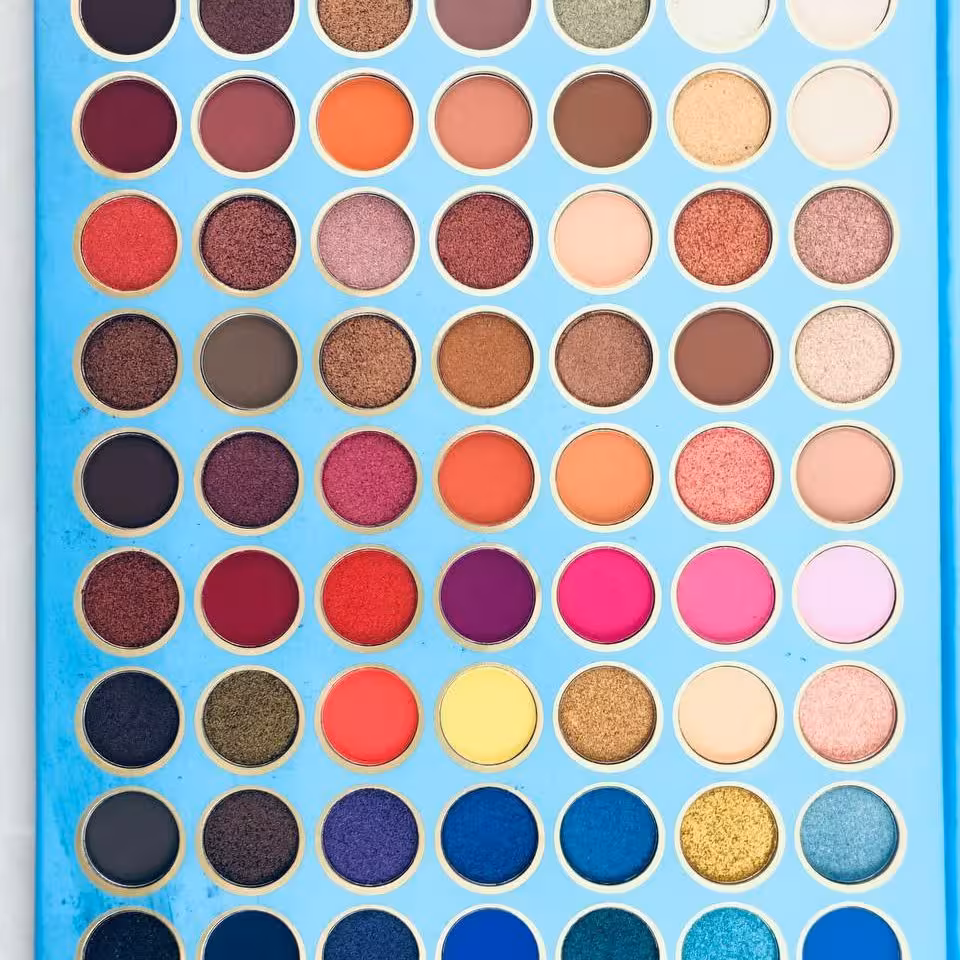 پالت سایه 63 رنگ‌ آیگودکو کد lk2816