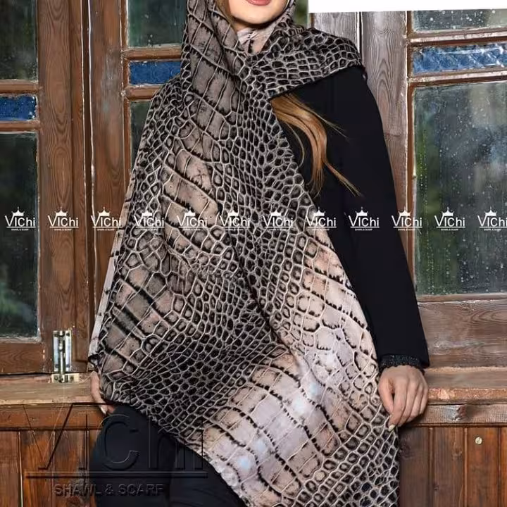 روسری پاییزه دور دست دوز