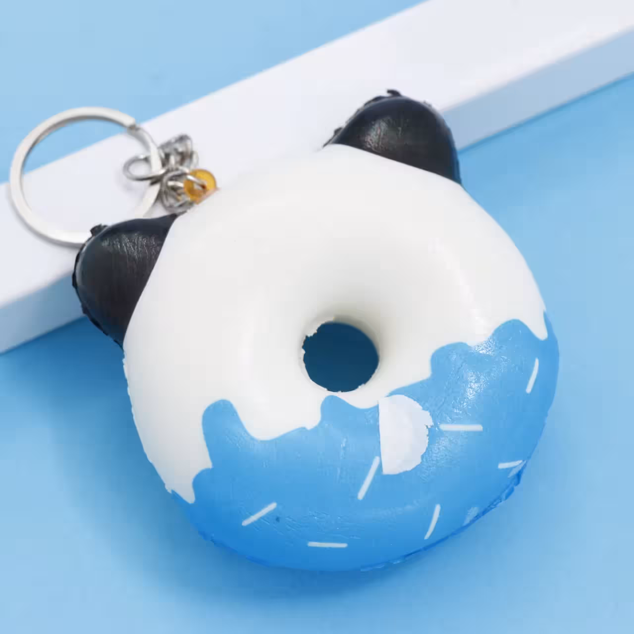 سرکلیدی آویز کیف اسفنجی دونات پاندایی 37112