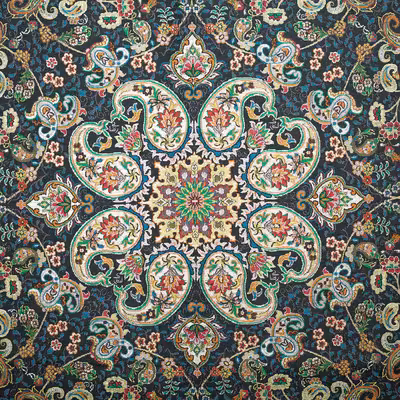 رومیزی ترمه رضایی طرح مارال مدل مربع