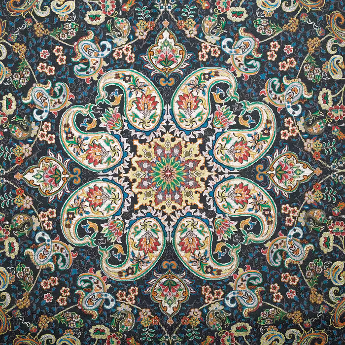 رومیزی ترمه رضایی طرح مارال مدل مربع