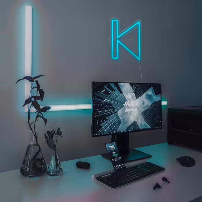 چراغ دیواری نئون دیزاین مدل Perviues_TBL