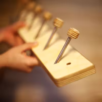 آویز لباس مدل ایکا