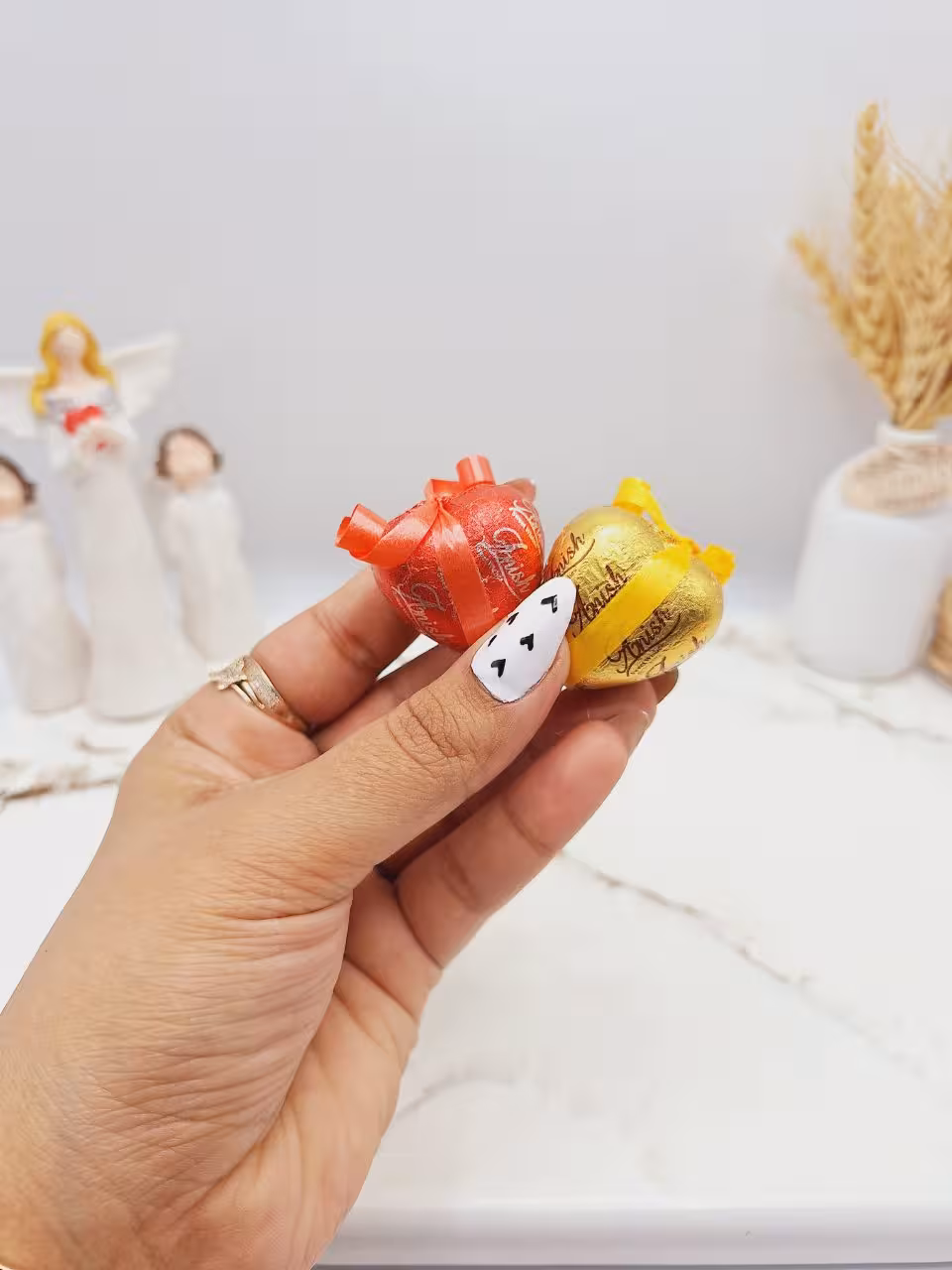 شکلات قلبی پاپیون دار