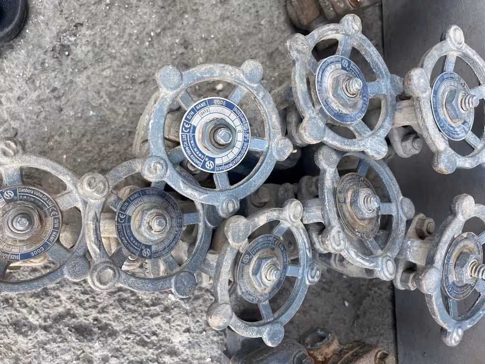 شیر کشویی 1/2 اینچ ساکت ولد کلاس 800 از جنس  SAET A105/STI  STEM F51 DISC F51 BODY A105N
