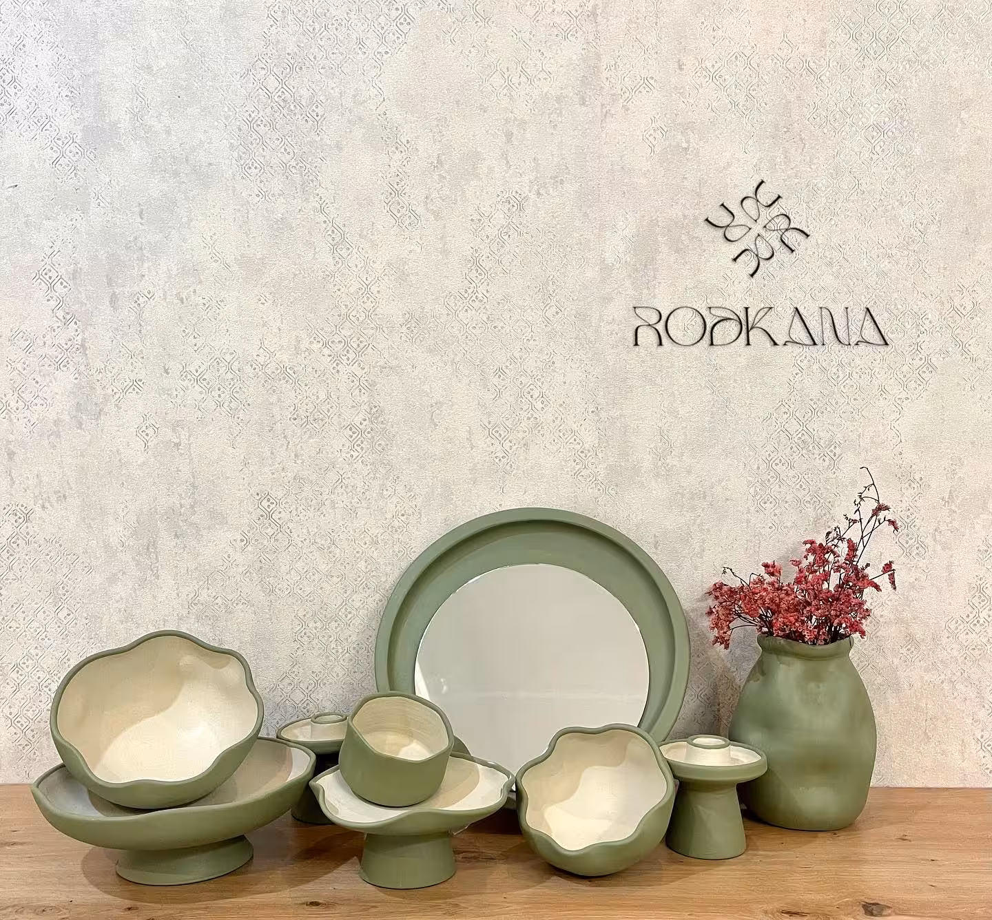 هفتسین دفرمه پسته ای