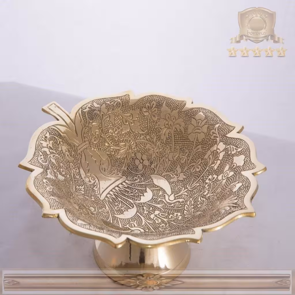 کاسه بزرگ آجیل برنجی هندی طرح برگ