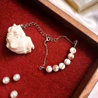 دستبند سنگ صدف کاملا دستساز  مفتول استیل رنگ ثابت