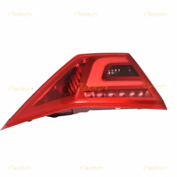 خطر عقب راست روی صندوق لیفان 820