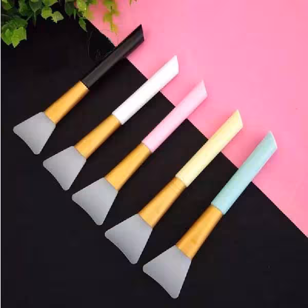 براش سیلیکونی ماسک صورت Silicone face mask brush