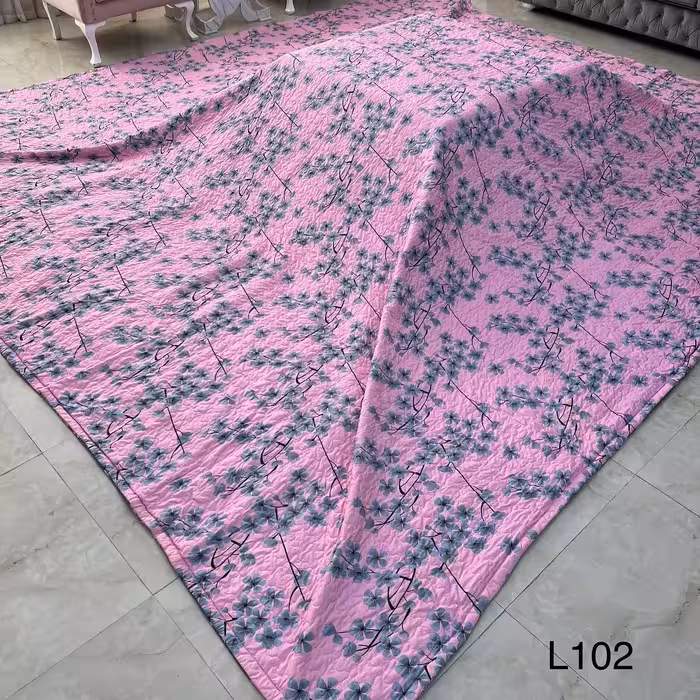 لحاف کرسی پنبه دوزی دو رو سایز 4 در 4  L102   فوق العاده ریز دوخت 