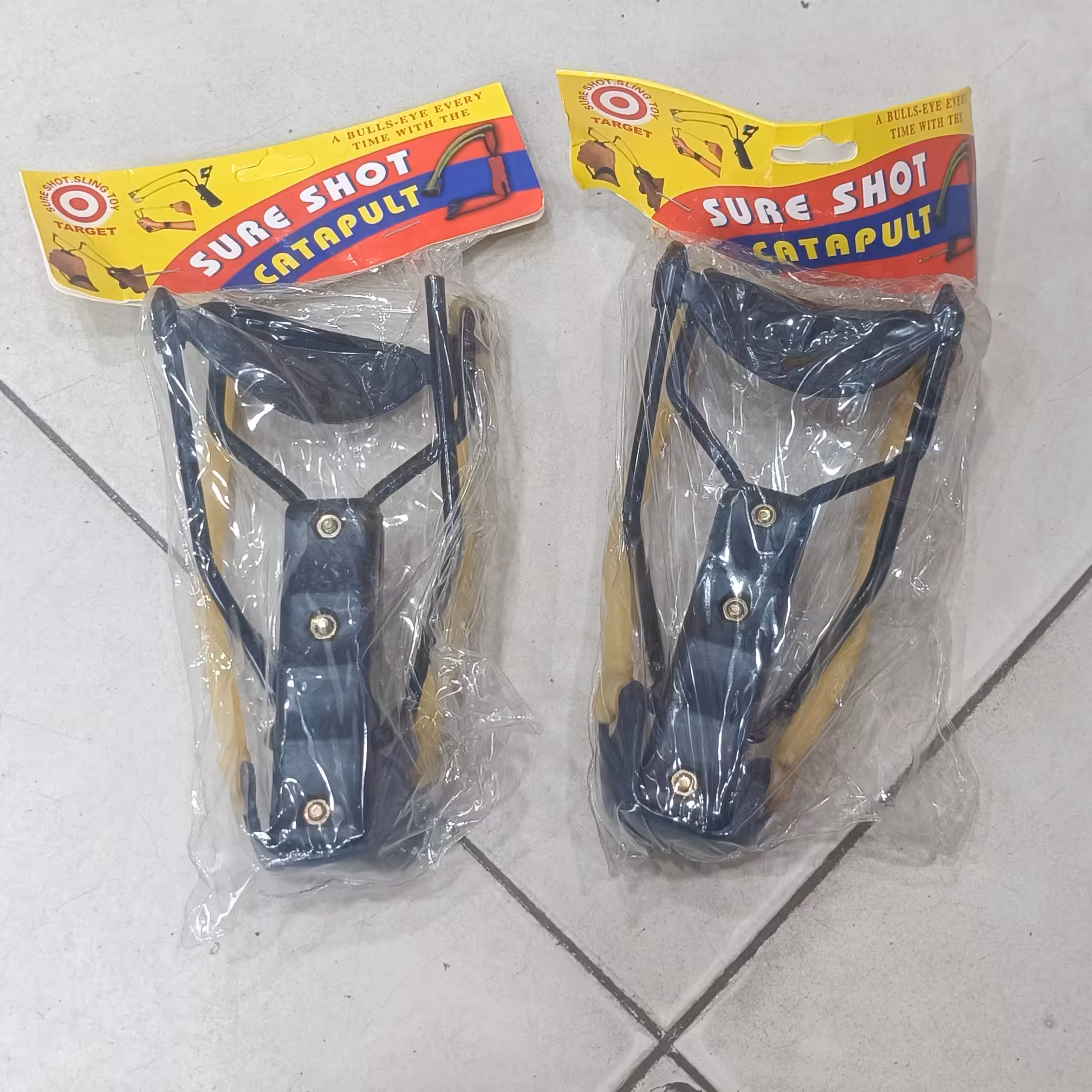 تیرکمان سنگی قدیمی دی تو دی  اسباب بازی 