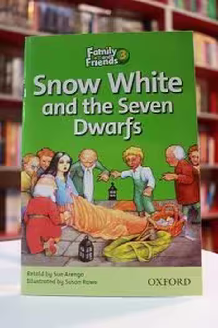 Family and Friends Readers 3 Snow White and the seven Dwarfs