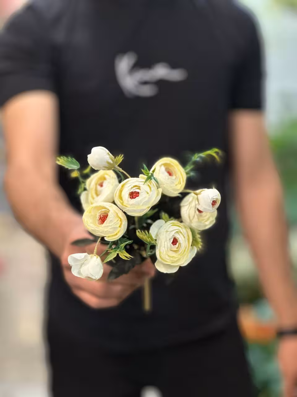 بوته گل نسترن نباتی