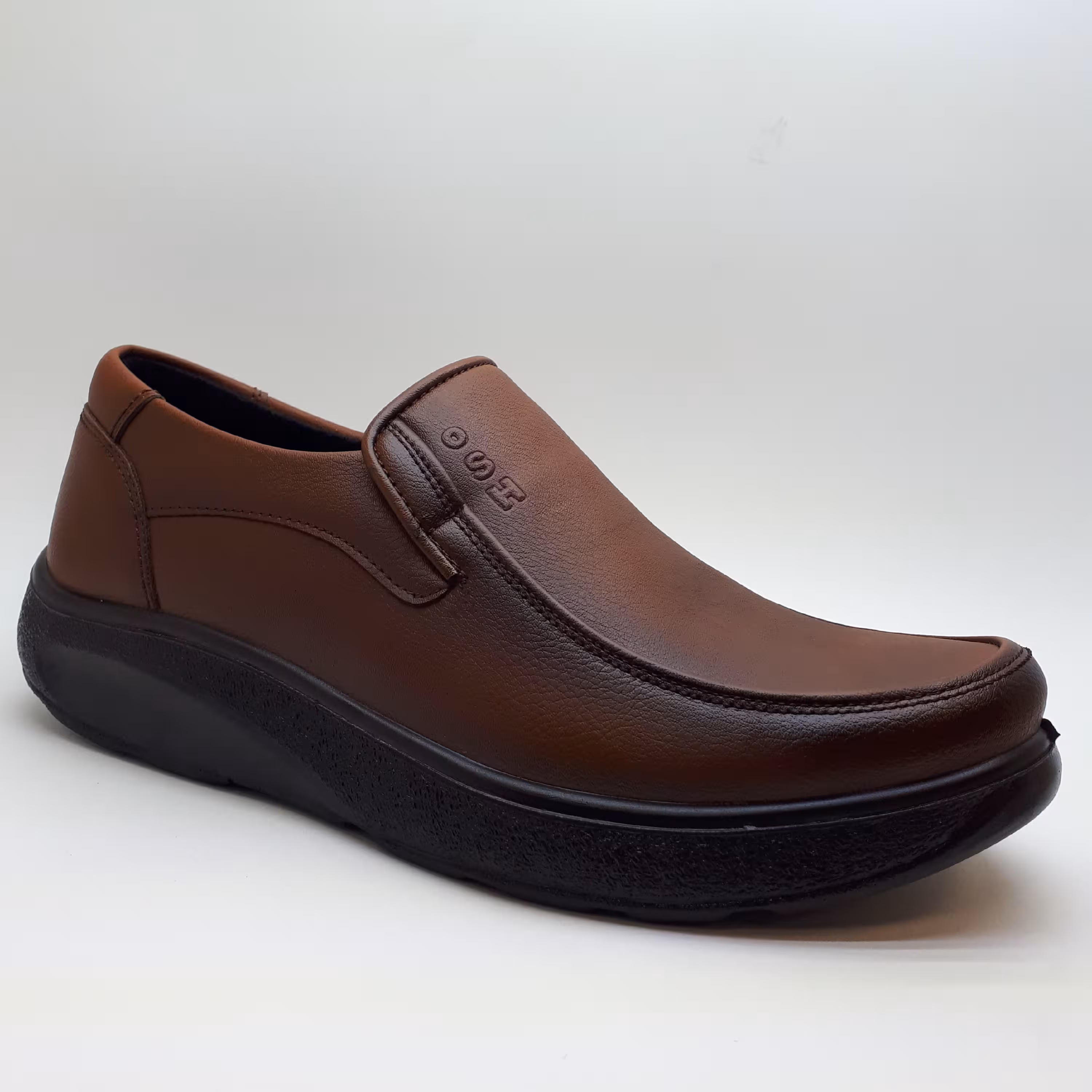 کفش مردانه طبی کفی پیو رنگ عسلی مدل هاروان نرم سبک اداری ازسایز 40 تا 44