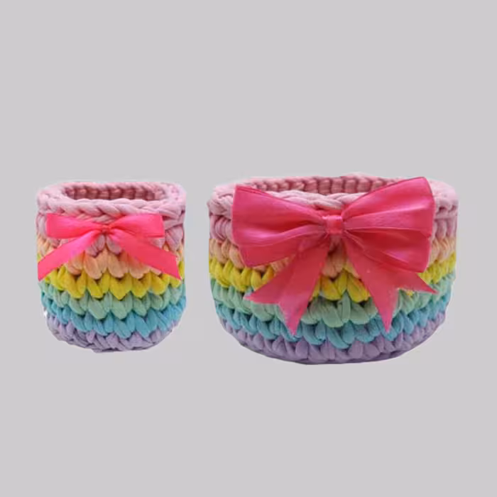 سبد قلاب بافی تریکو طرح رنگارنگ کد 9090 مجموعه 2 عددی