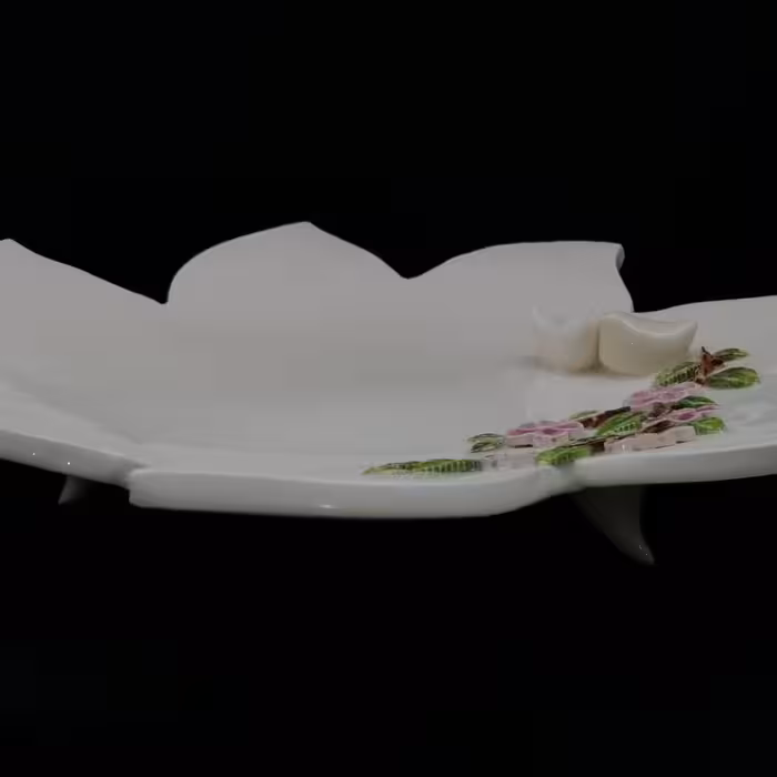 شیرینی خوری سرامیکی هیوا طرح رز برجسته پایه دار کد 11017439