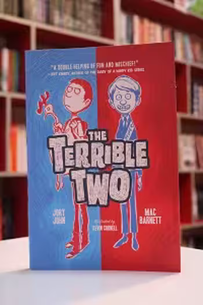 The Terrible Two 1 اثر Mac Barnett
