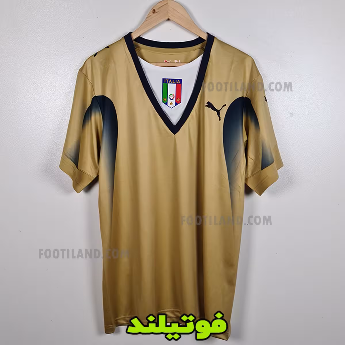 لباس کلاسیک دروازه بانی ایتالیا 2006