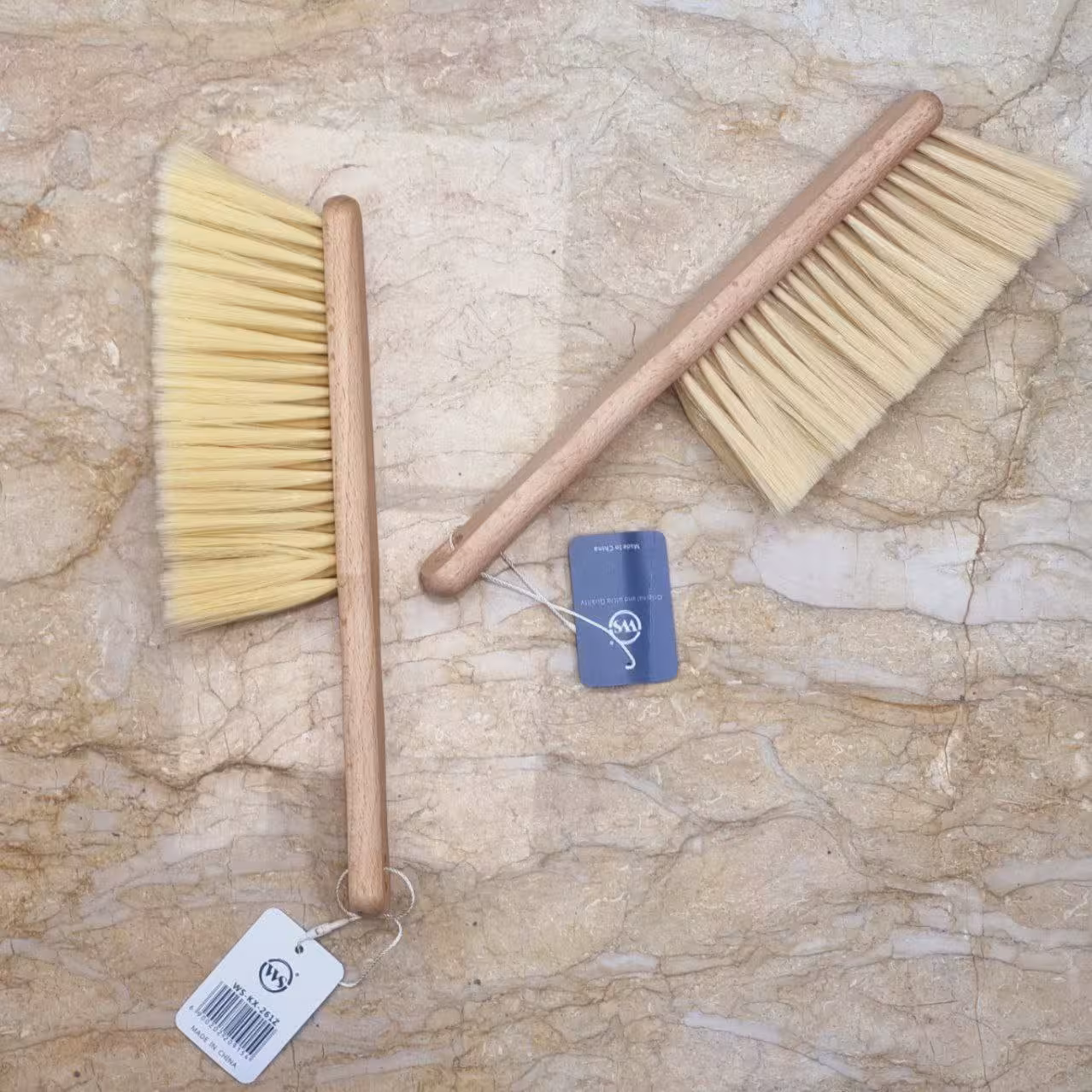فرچه مویی دسته چوبی