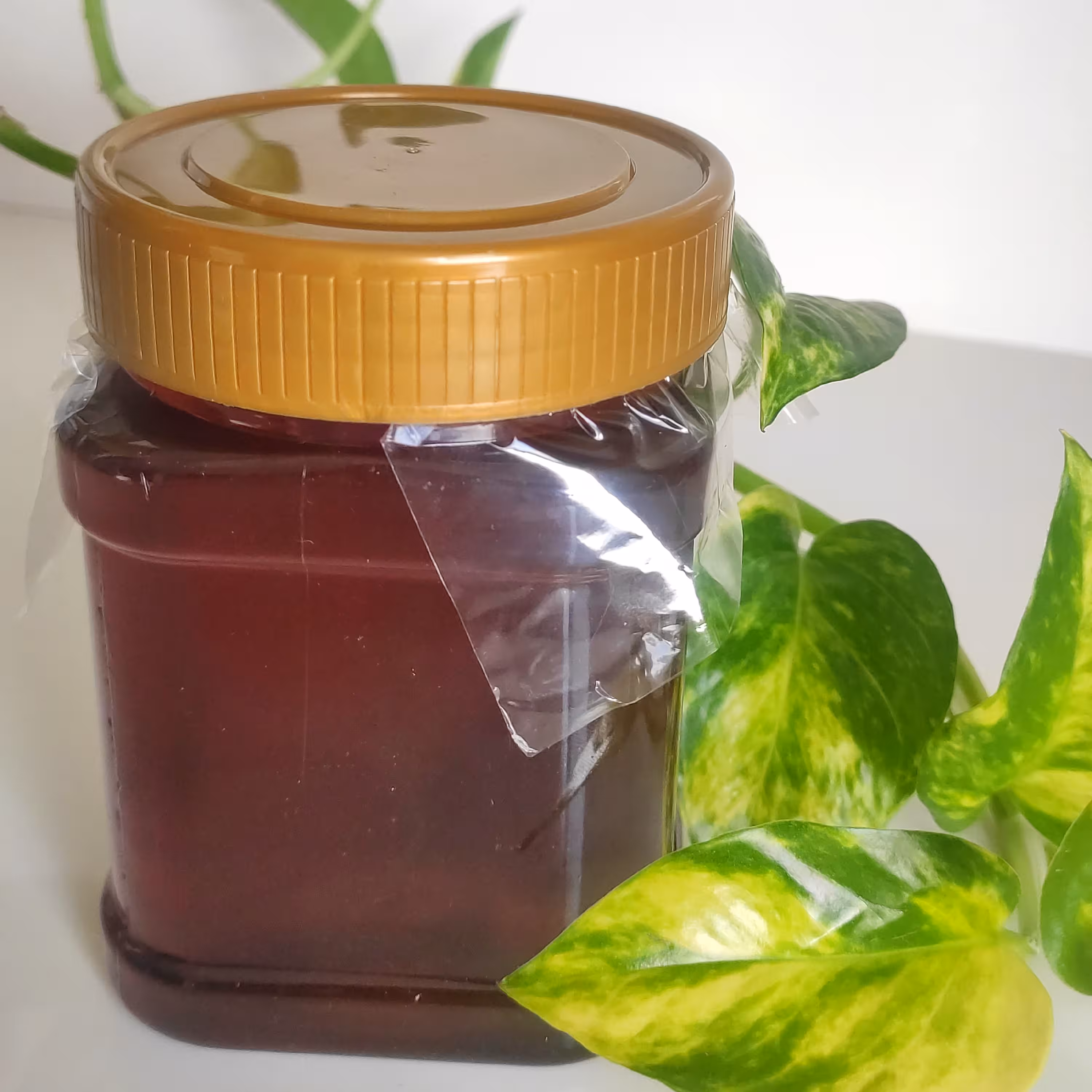 شیره انگور قرمز درجه یک ظرف 550 گرمی