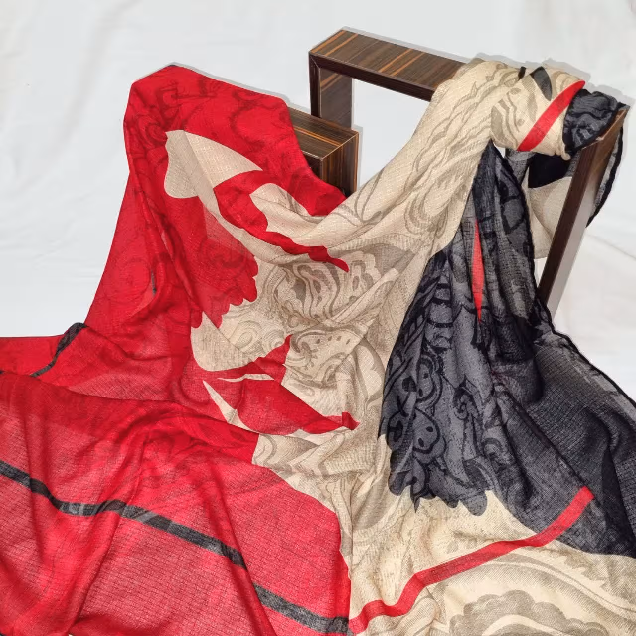 روسری گارزا طرح گل 