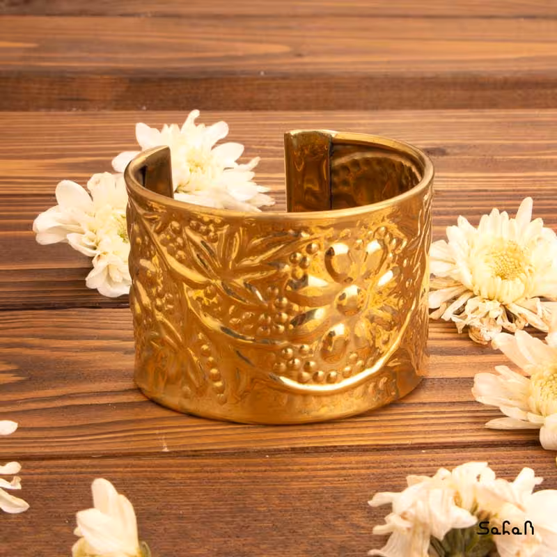دستبند النگویی باز هندی طلایی برنجی