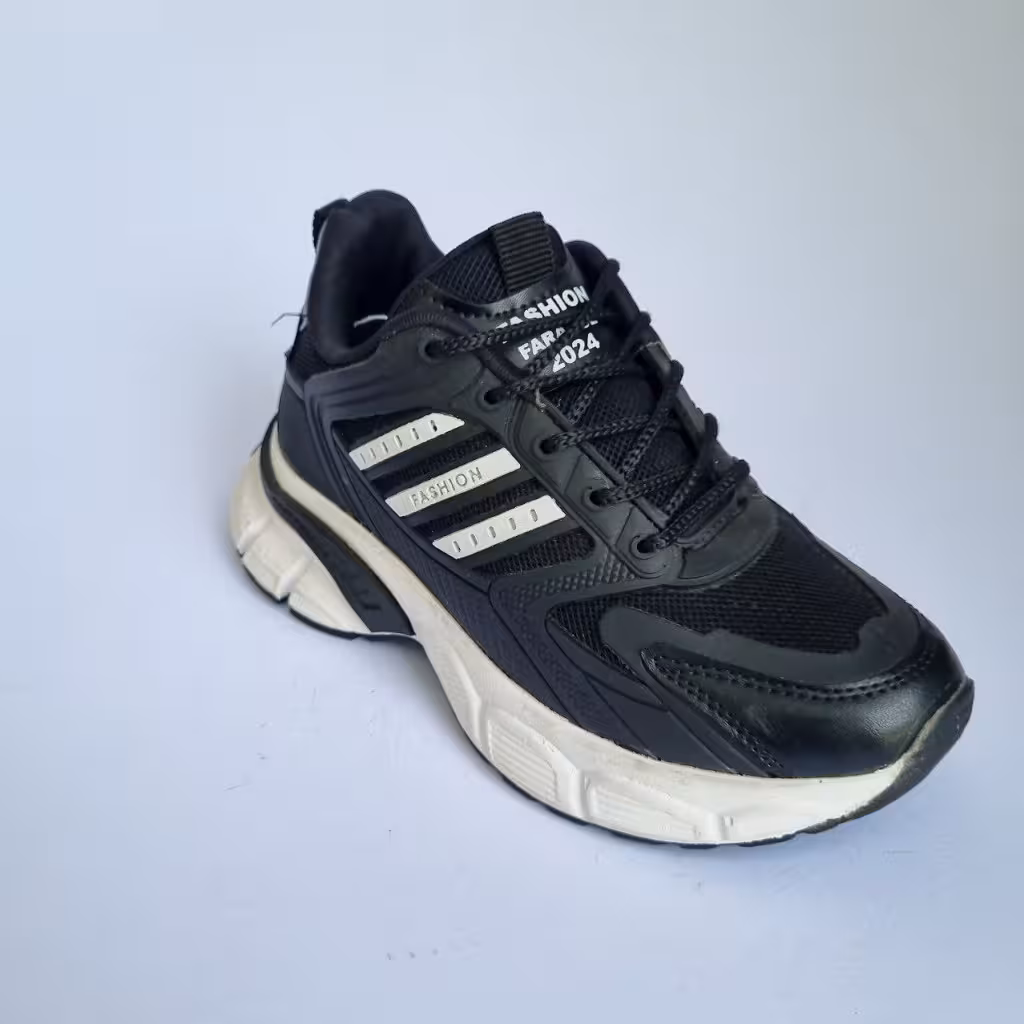 فروش کفش اسپرت دخترانه زنانه مدل ادیداس فوق العاده عالی رنگ مشکی سفید با ارسال رایگان