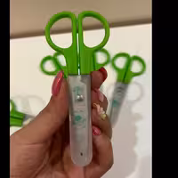 قیچی کاغذ کوچک مخصوص کودکان رنگ سبز