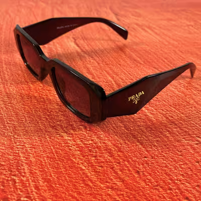 عینک آفتابی مدل 02